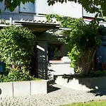City-studio Barrierearm Terrasse 1 Schlafzimmer Naehe Grosser Garten