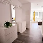 City-studio Barrierearm Terrasse 1 Schlafzimmer Naehe Grosser Garten Apartment *