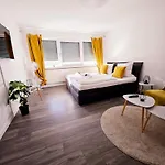 City-studio Barrierearm Terrasse 1 Schlafzimmer Naehe Grosser Garten *