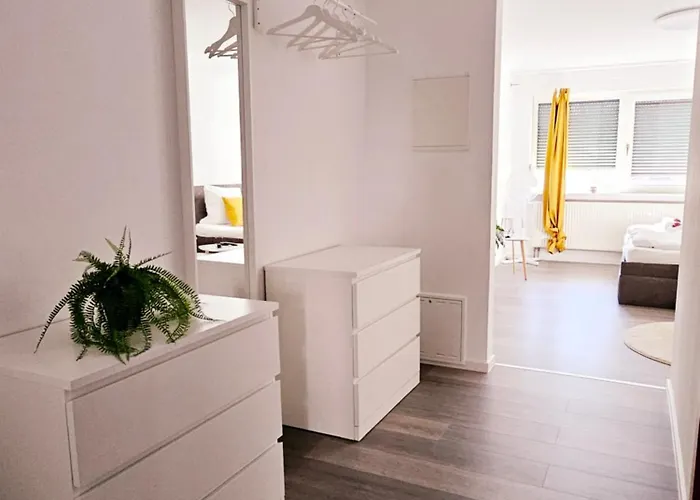 City-Studio Barrierearm Terrasse 1 Schlafzimmer Naehe Grosser Garten Daire *